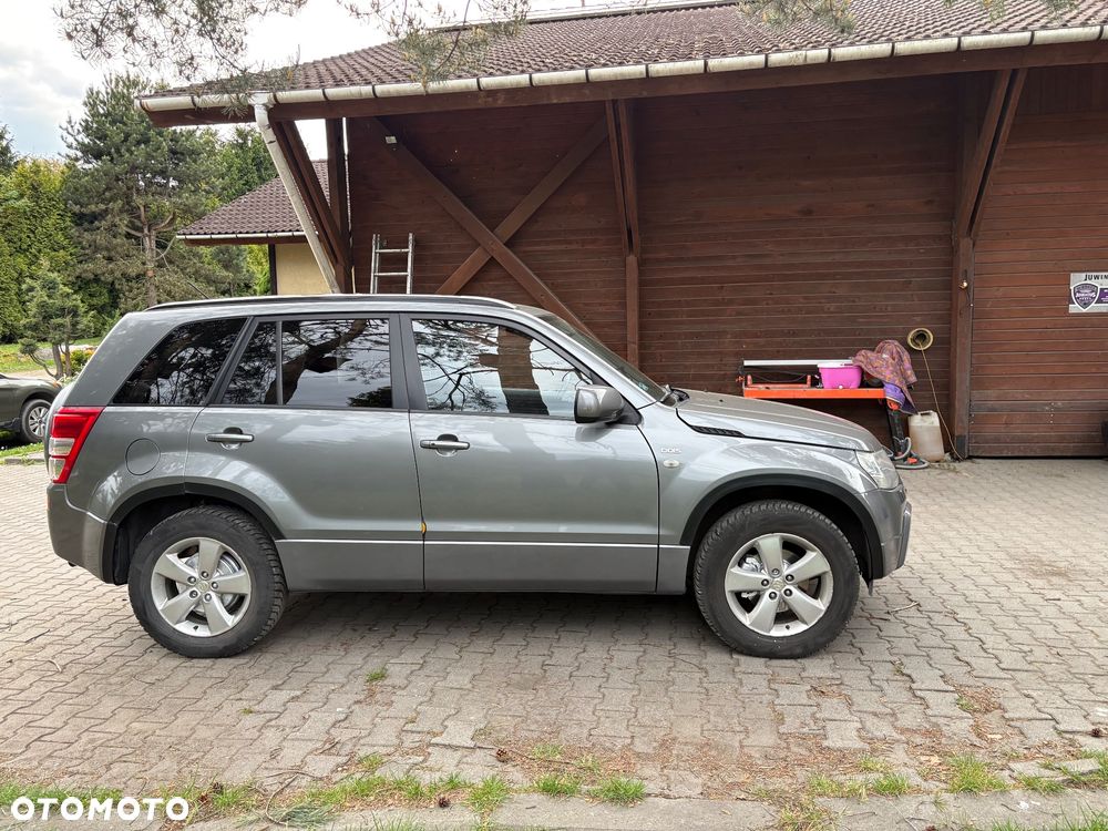 Suzuki Grand Vitara 1.9 DDiS Premium EU5 - 7