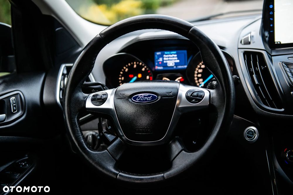 Ford Kuga 2.0 TDCi 4x4 Titanium - 34
