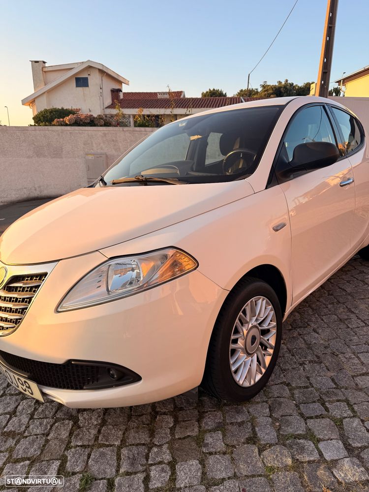 Lancia Ypsilon 1.2 S&S Urban - 2