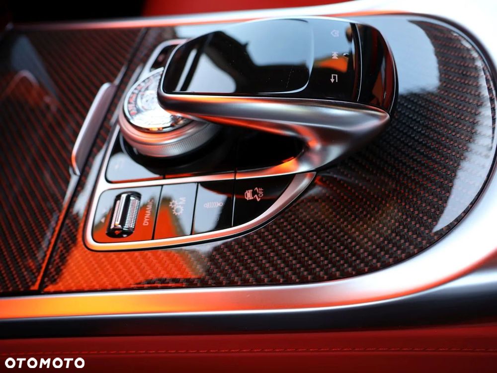 Mercedes-Benz Klasa G AMG 63 AMG Speedshift 9G-TRONIC - 24