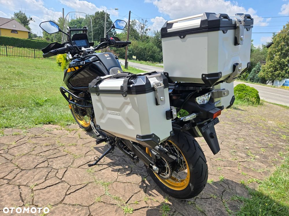 Suzuki V-STROM - 6