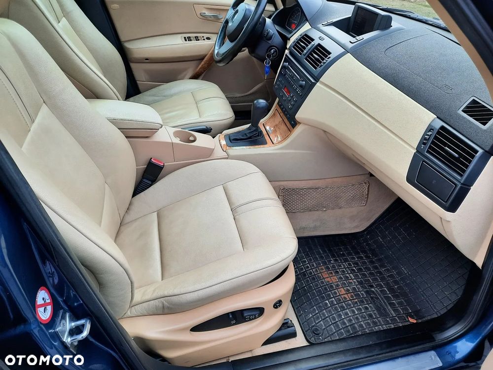BMW X3 3.0i - 22