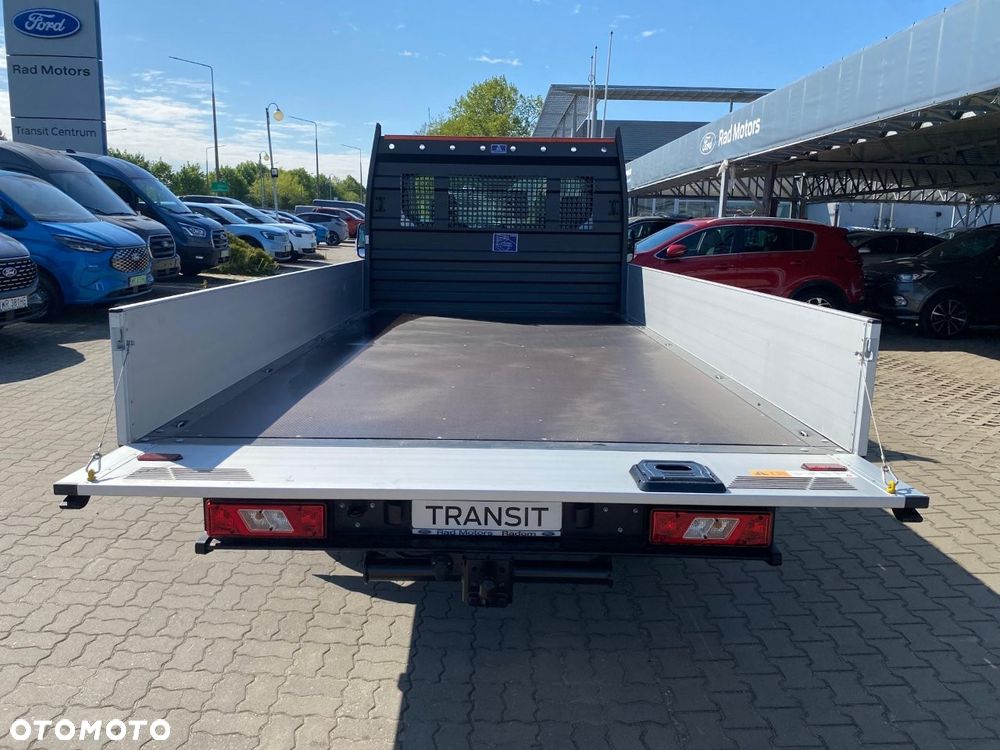 Ford Transit - 17