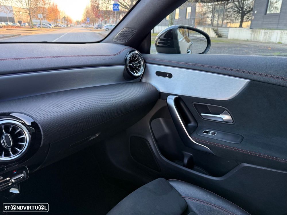 Mercedes-Benz CLA 250 e Shooting Brake 8G-DCT AMG Line - 20