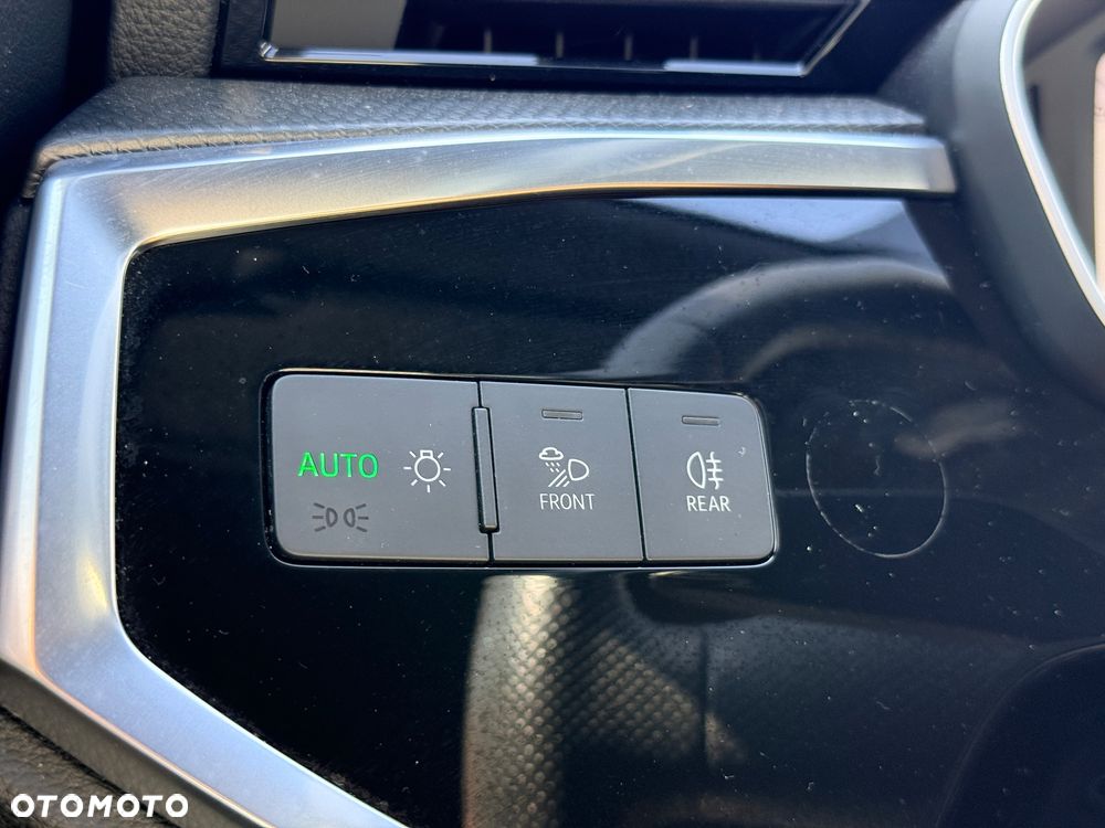 Audi Q3 35 TDI S tronic S line - 34