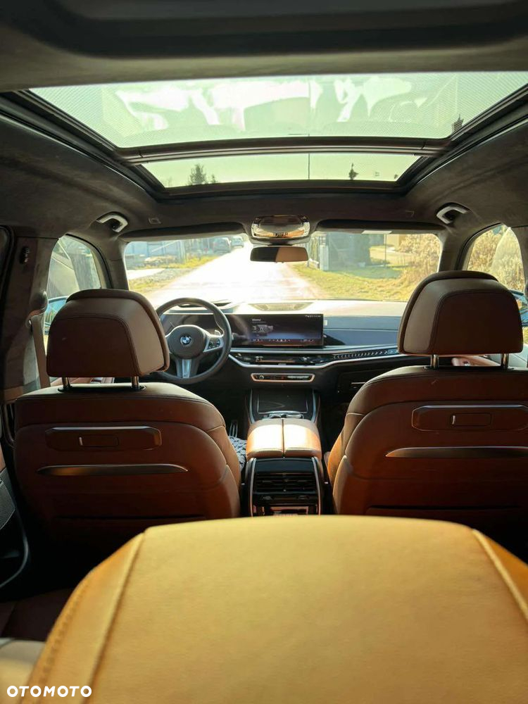 BMW X7 M50d sport - 10