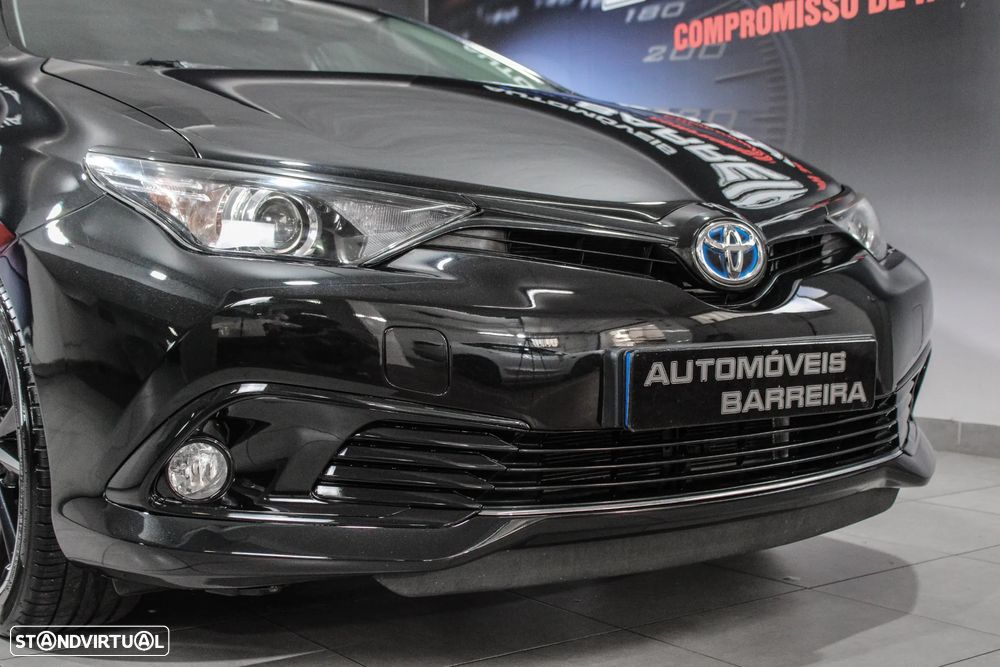 Toyota Auris 1.8 HSD Comfort +P.Techno+P.Sport - 17