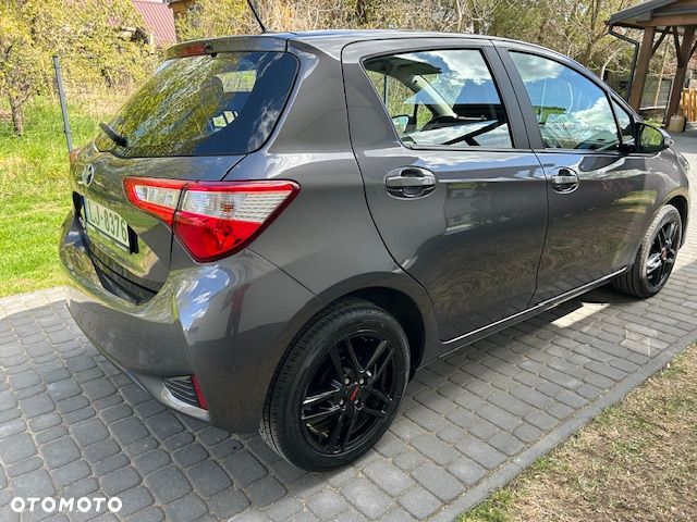 Toyota Yaris 1.5 Premium CVT - 5
