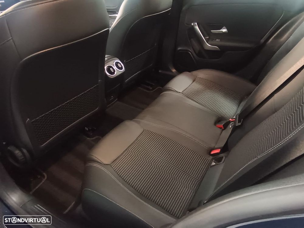 Mercedes-Benz A 250 - 30