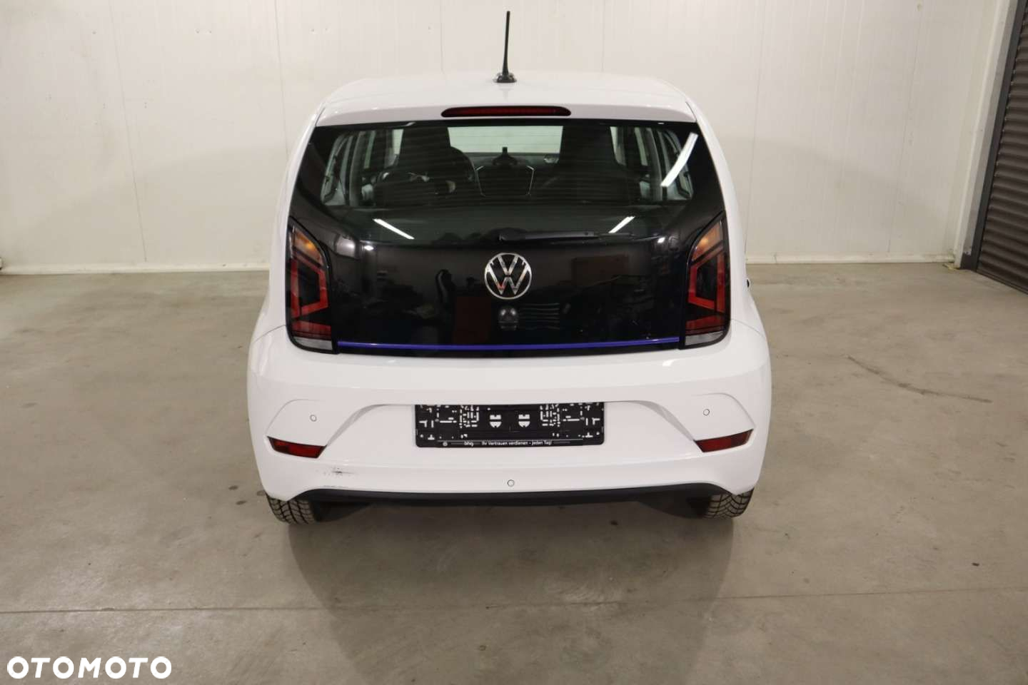 Volkswagen up! e-up - 7