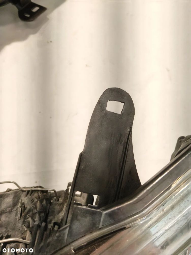 Renault Megane III KOMPLET LAMP ZW CIEMNE 260101010R - 9