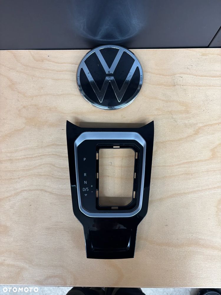 Vw T-ROC obudwa ramka gałki zmiany biegów 2GA711456C - 1