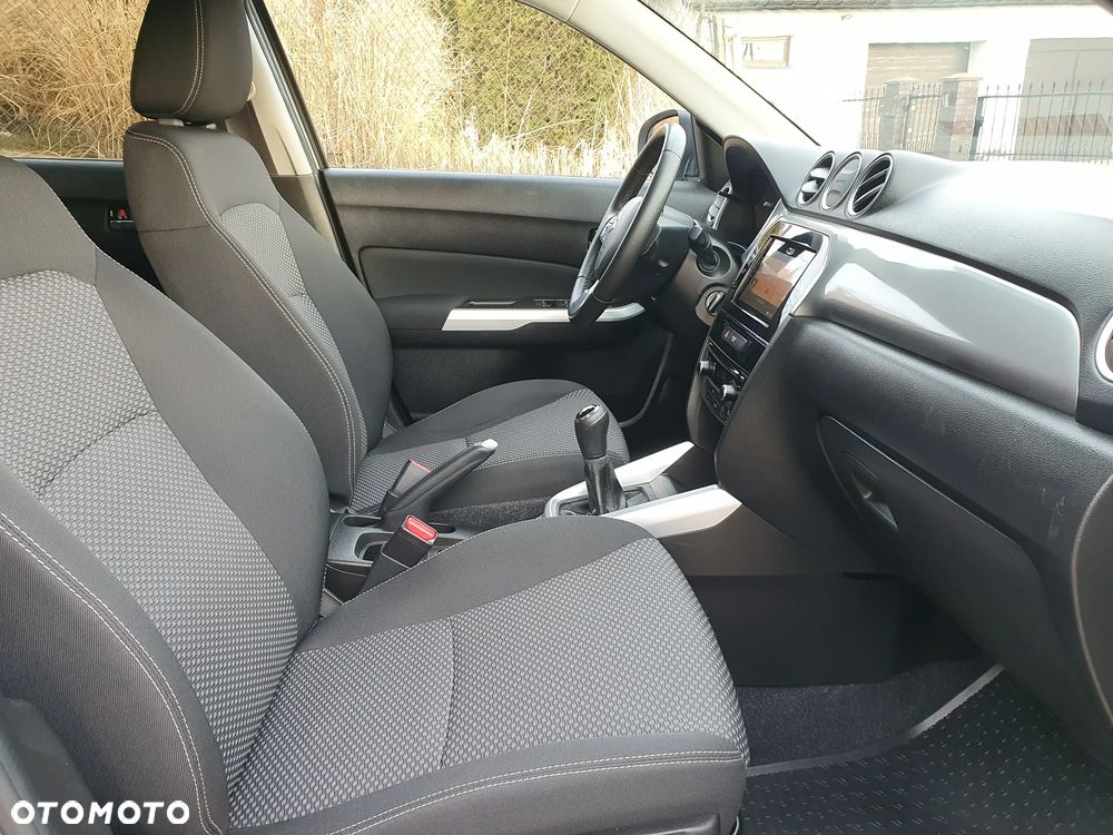 Suzuki Vitara 1.6 (4x2) Club - 17