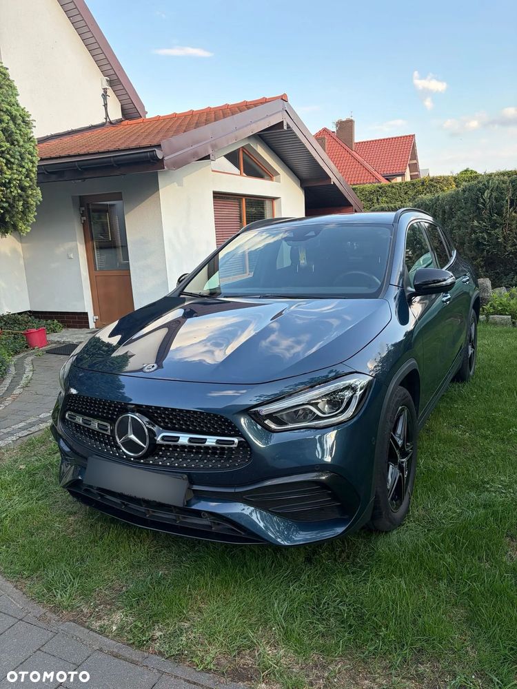 Mercedes-Benz GLA - 3