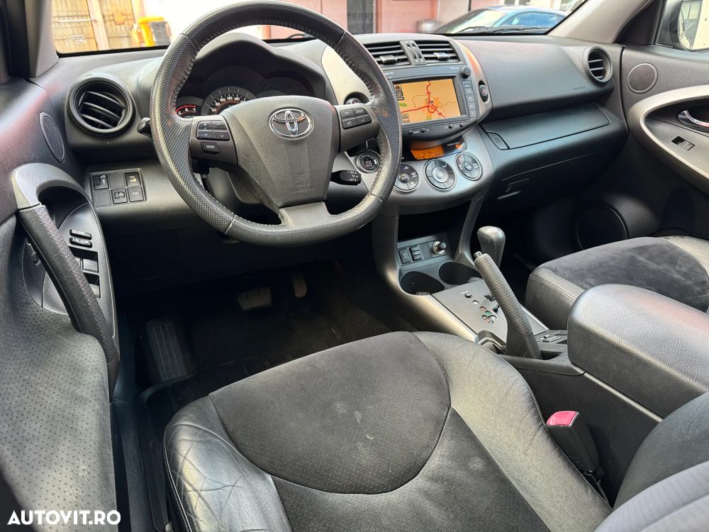 Toyota RAV4 ver-2-2-d--4cat-4wd-aut-luxury-18- - 12