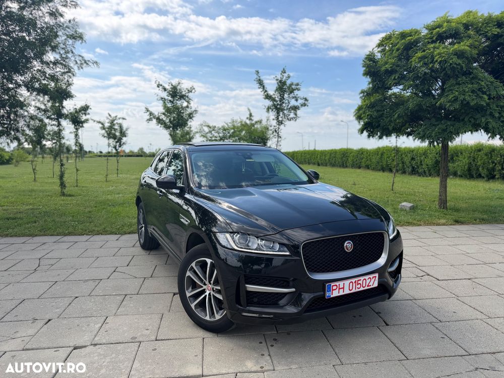 JAGUAR F-PACE