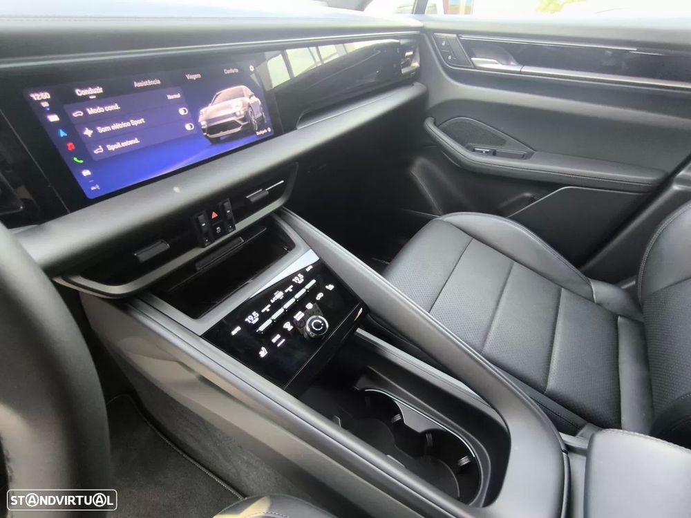 Porsche Macan Electric - 9