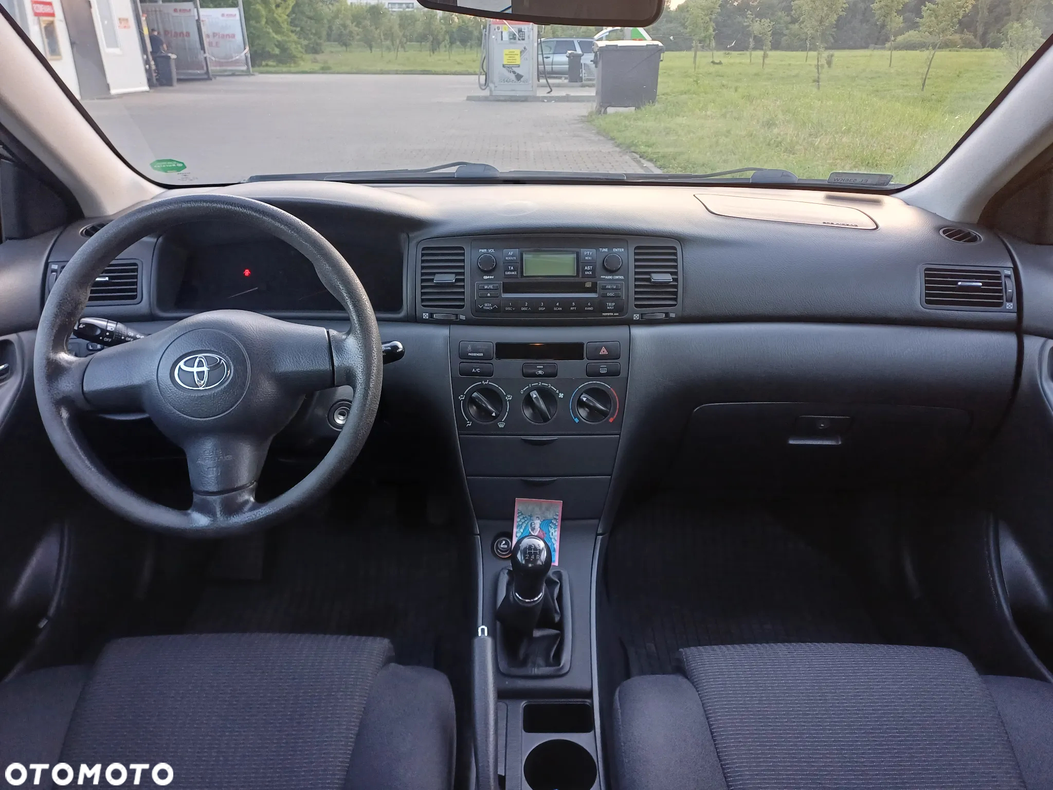 Toyota Corolla - 8