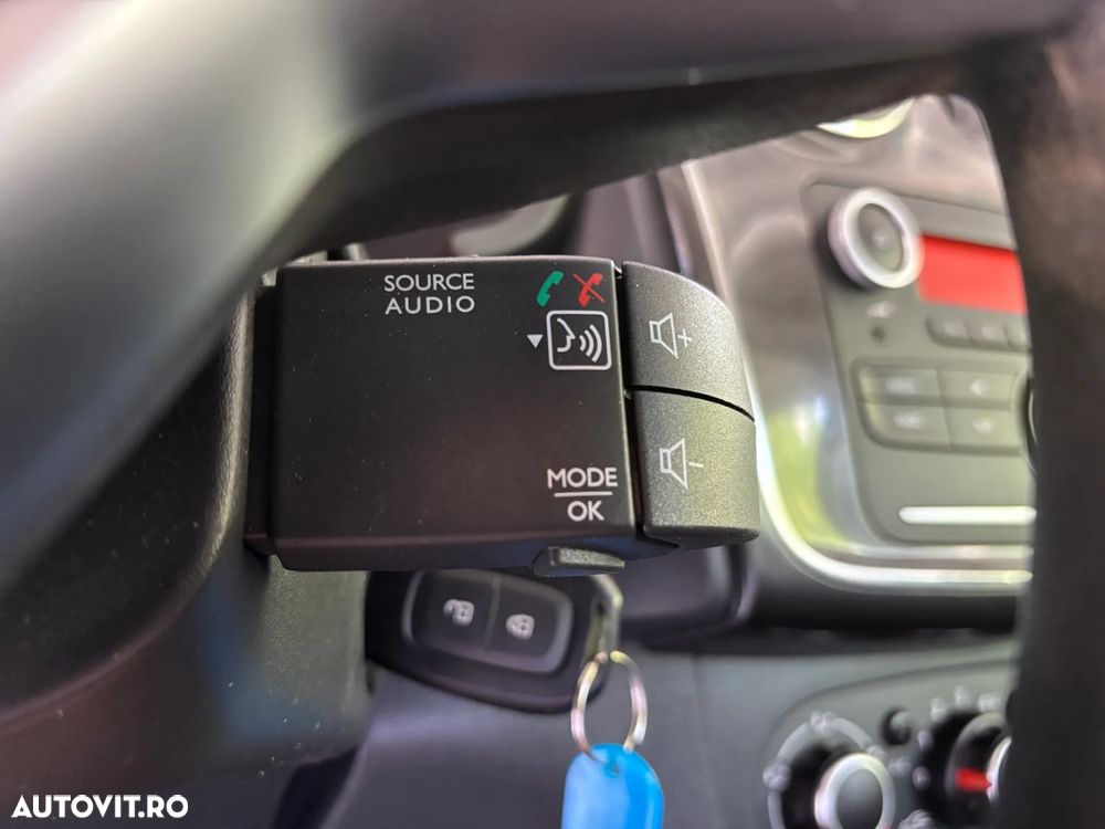 Dacia Sandero TCe 100 Comfort - 25