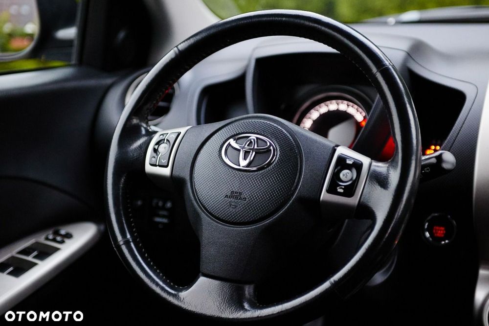 Toyota Urban Cruiser 1.4 D-4D 4x4 Life - 22