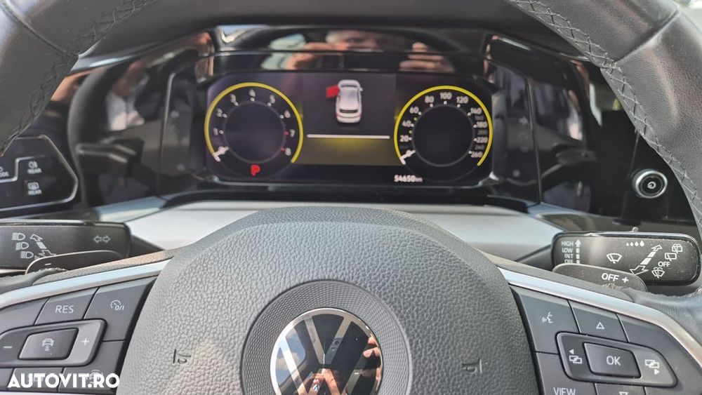 Volkswagen Golf 1.0 eTSI DSG MHEV Life - 14