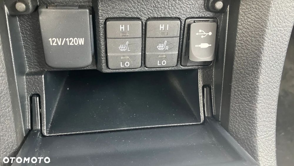 Toyota Corolla - 6