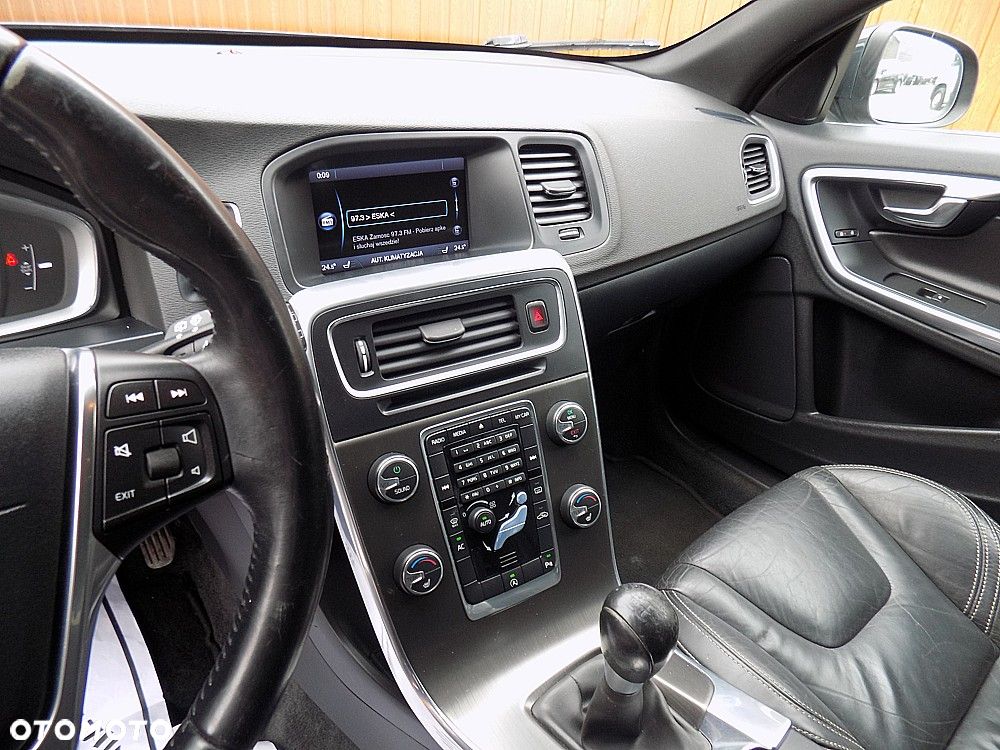Volvo V60 Cross Country D3 Kinetic - 15