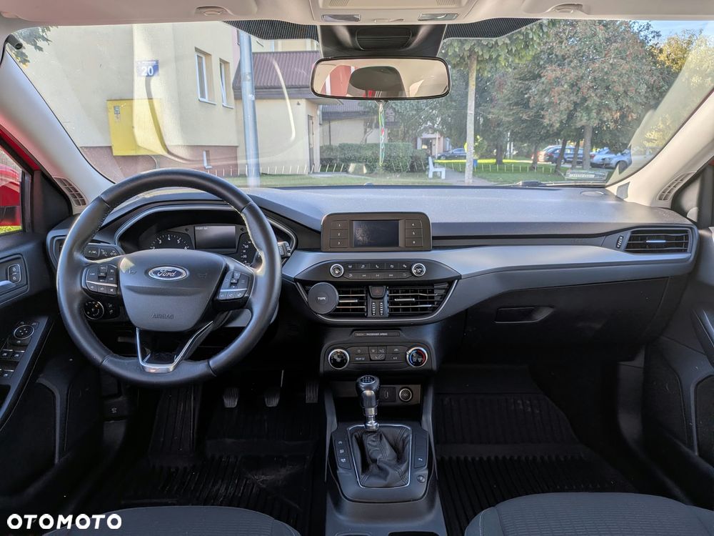 Ford Focus 2019 photo 5