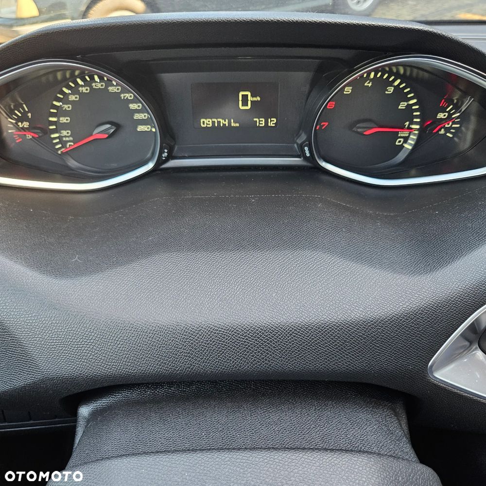 Peugeot 308 1.2 PureTech GPF Active S&S - 15