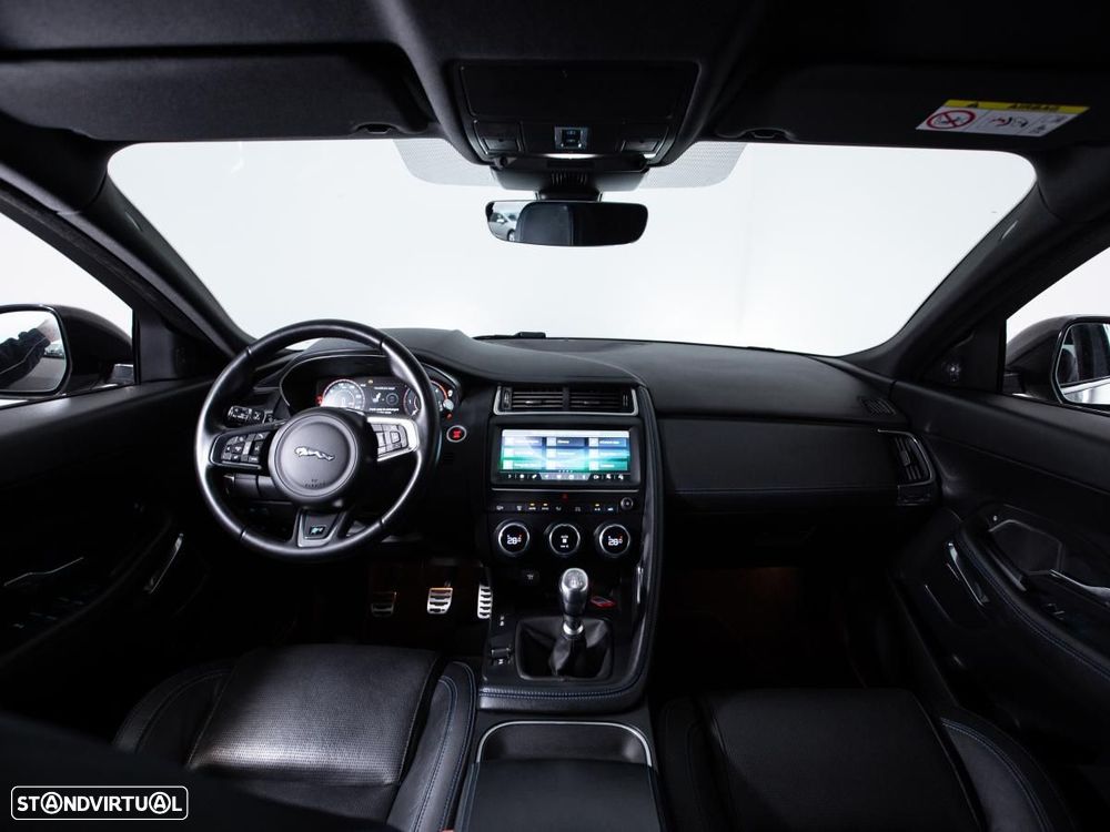 Jaguar E-Pace - 7