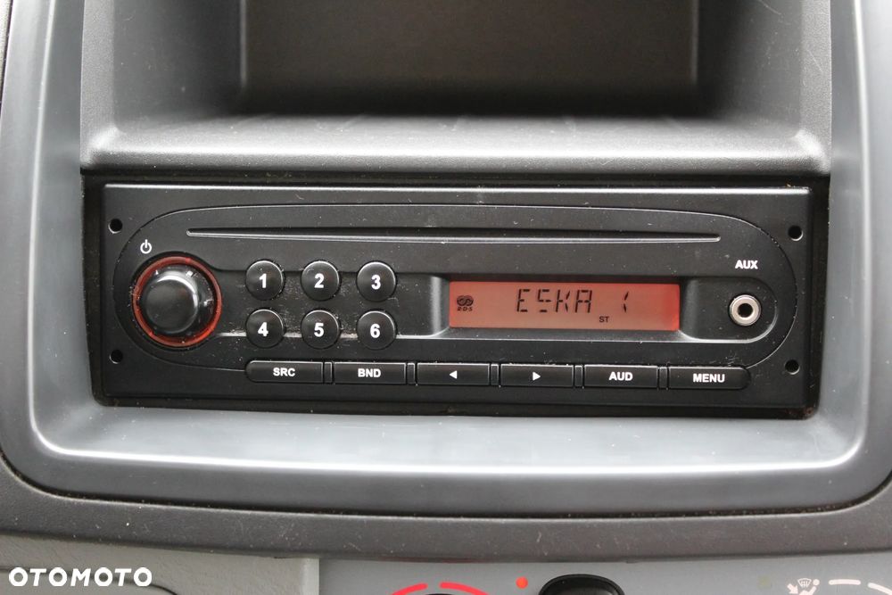 Opel Vivaro - 22