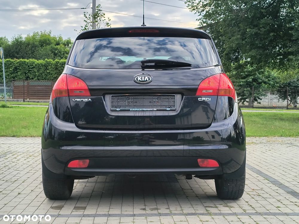 Kia Venga 1.6 CRDi 128 Titanium Collection - 4