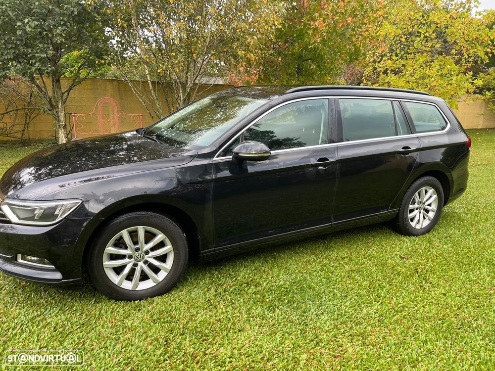 VW Passat Variant 2.0 TDi Confortline - 21