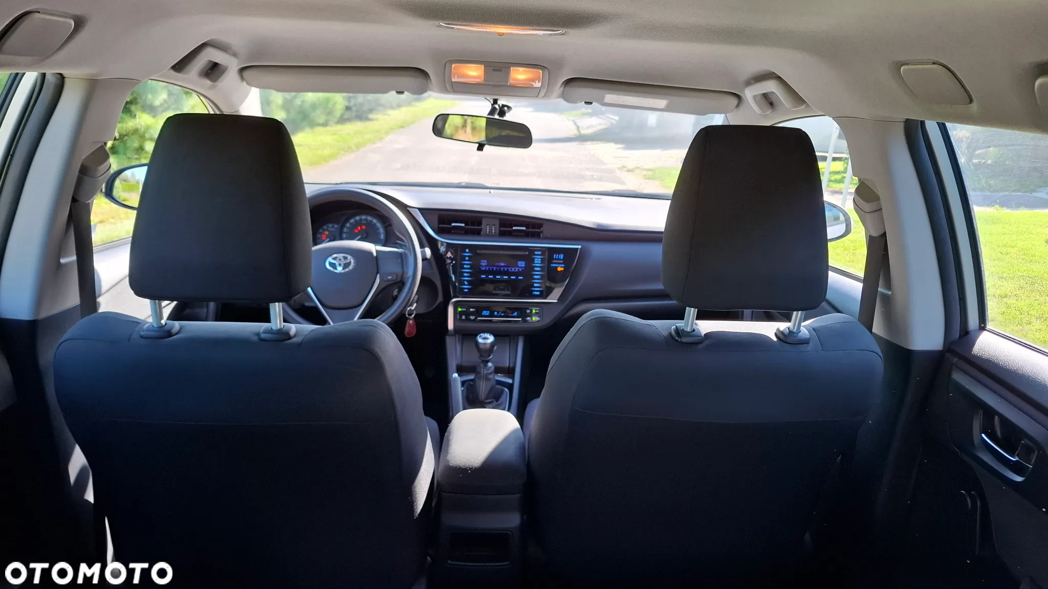 Toyota Auris 1.4 D-4D Active - 9