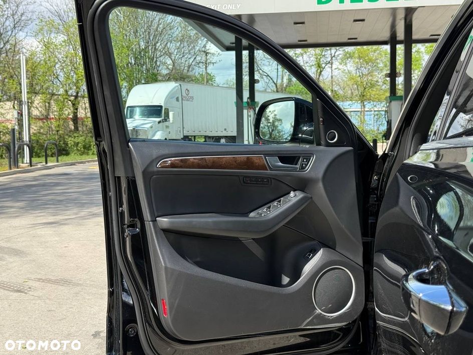 Audi Q5 45 TFSI quattro S tronic design - 11