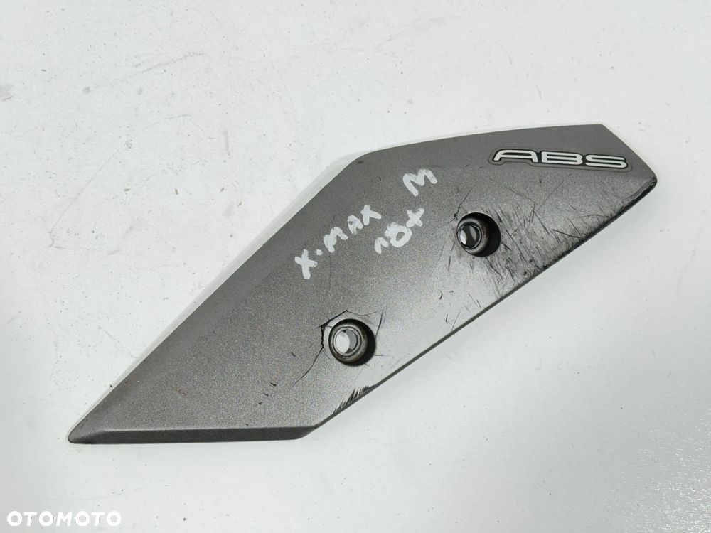 Boczek mocowanie błotnika  Yamaha X-Max 125 17-21R - 2