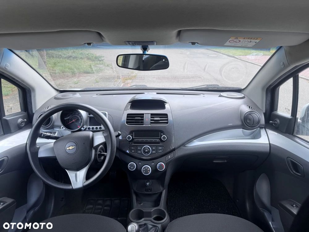 Chevrolet Spark 1.0 LT - 10