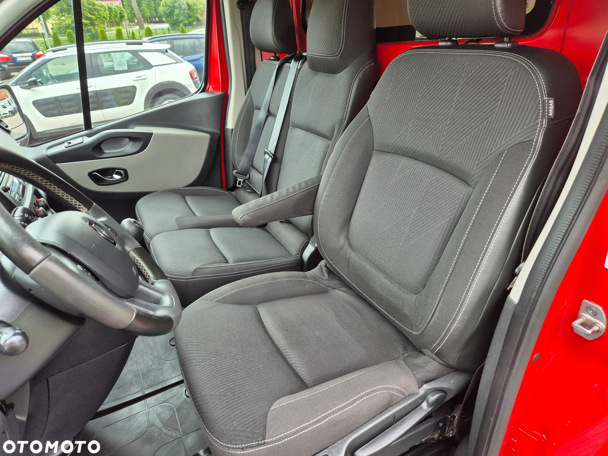 Renault TRAFIC - 6