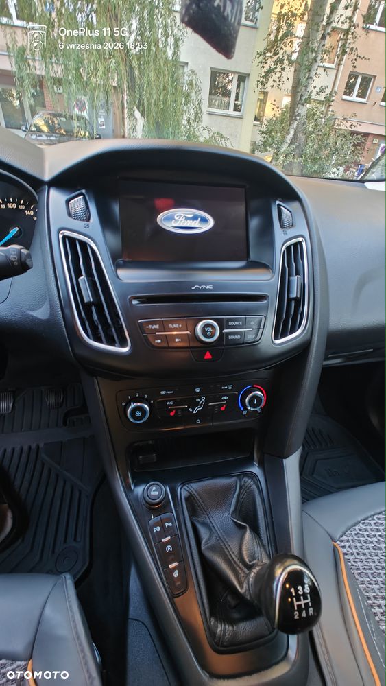 Ford Focus 1.0 EcoBoost SYNC Edition ASS - 15