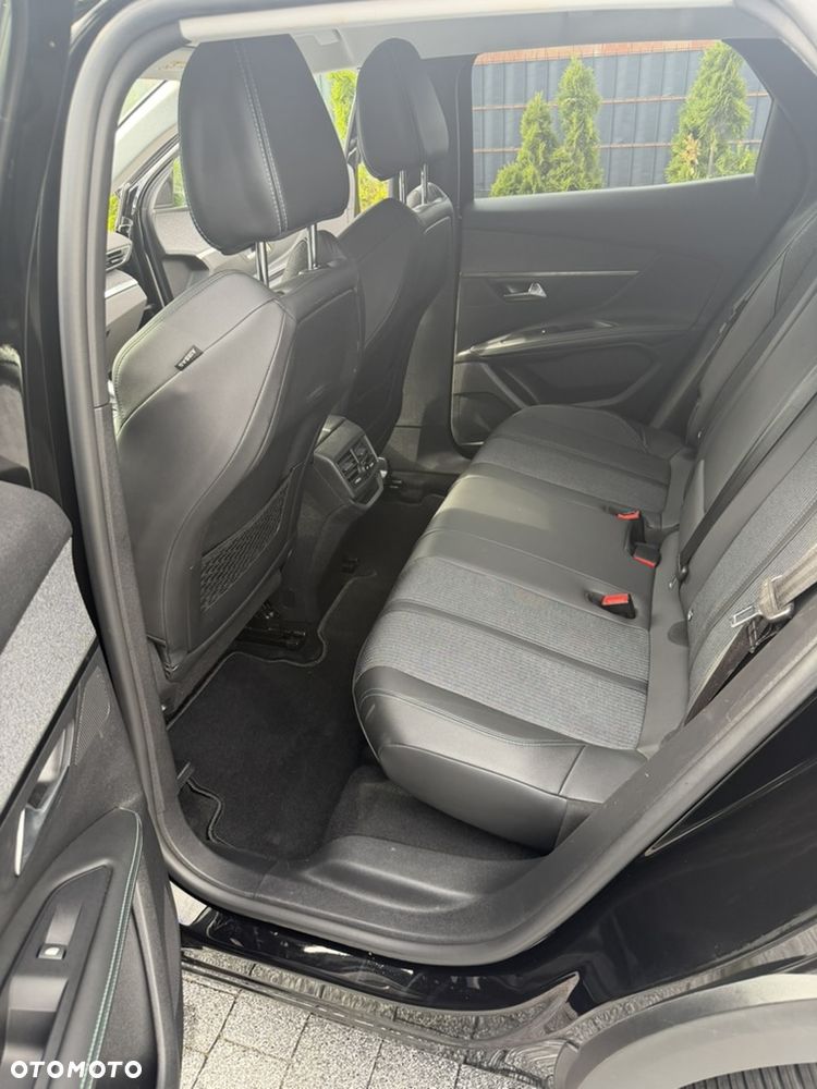 Peugeot 3008 1.2 PureTech Allure Pack S&S EAT8 - 13