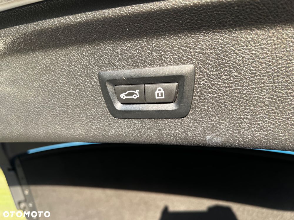 BMW Seria 3 - 18