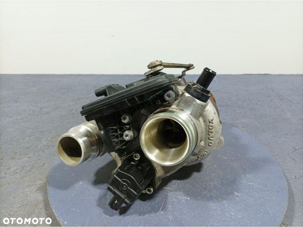 VOLVO XC60 II 2.0 HYB B420T10 249 KM TURBOSPRĘŻARKA TURBINA 32257802 - 1