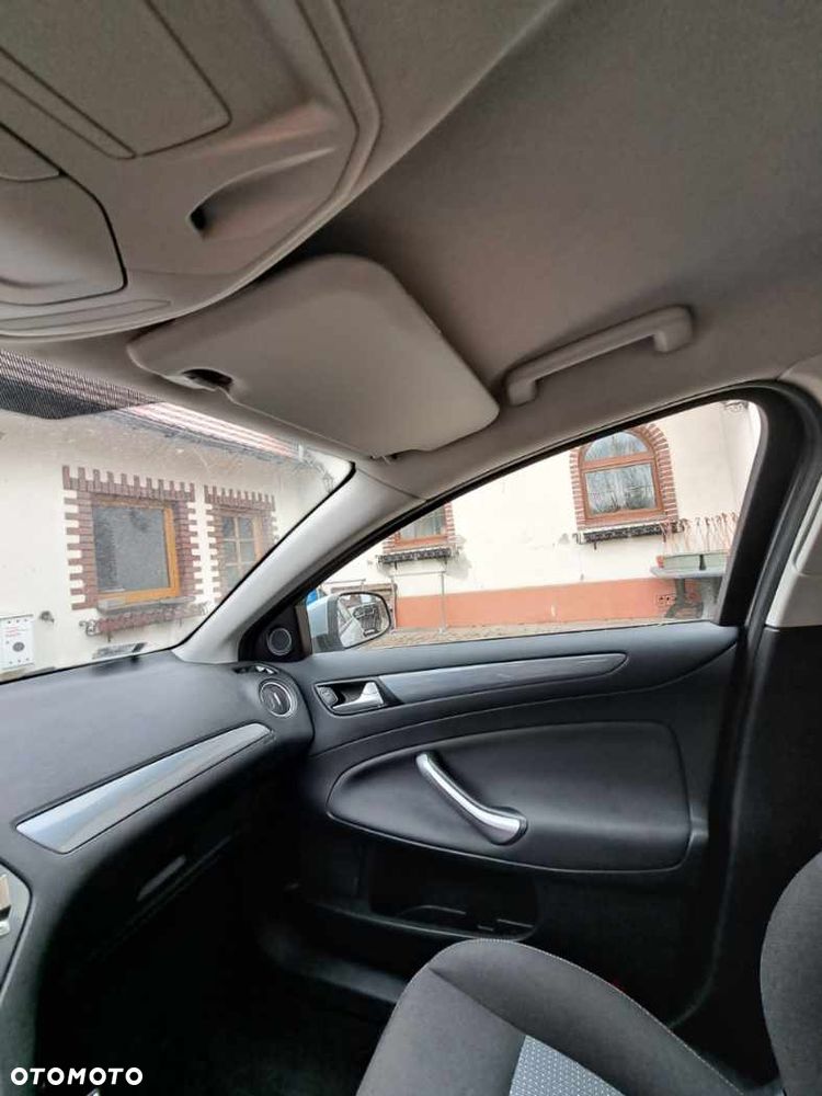 Ford Mondeo 2.0 FF Trend - 7