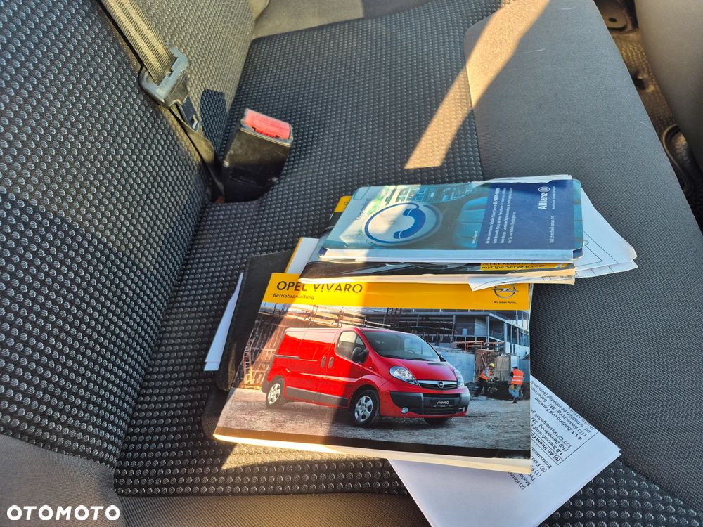 Opel Vivaro - 23