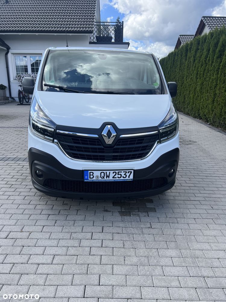 Renault Trafic - 1