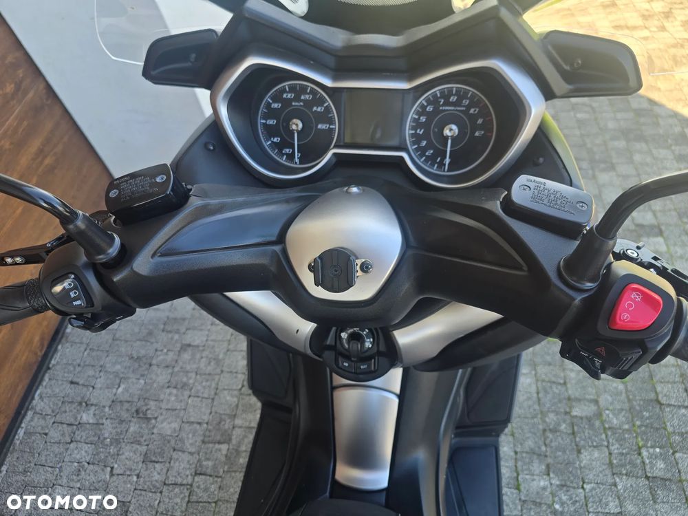 Yamaha X-max - 11