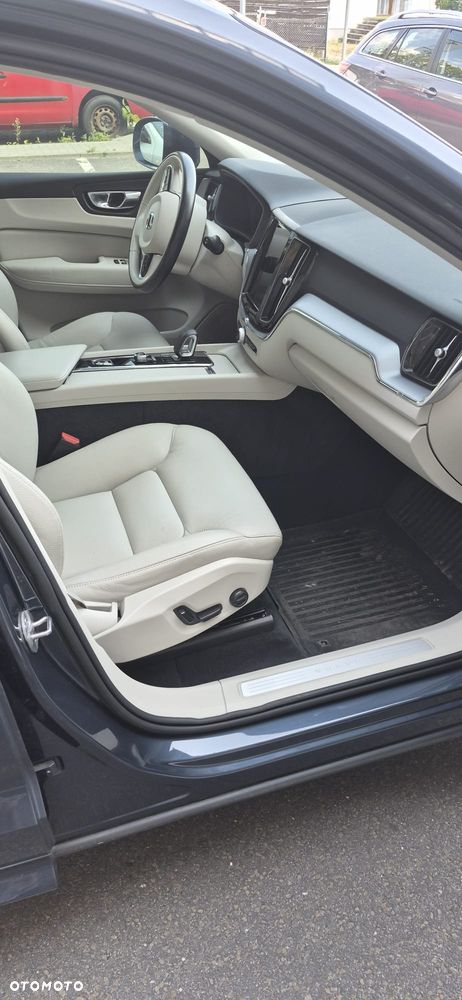 Volvo XC 60 B5 B AWD Geartronic Inscription - 8