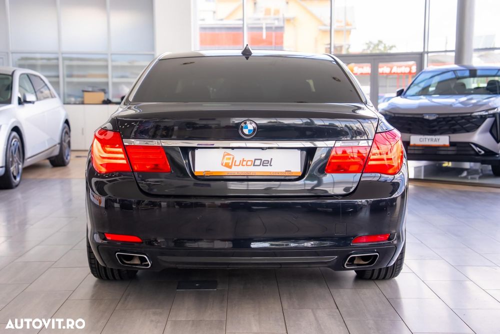 BMW Seria 7 750Li xDrive Aut. - 9