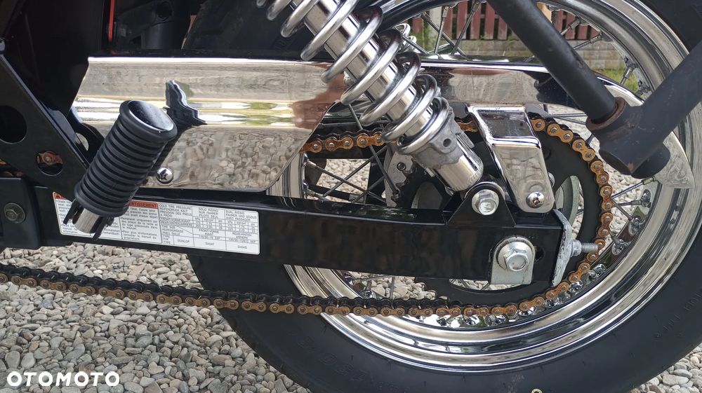 Suzuki Marauder - 14