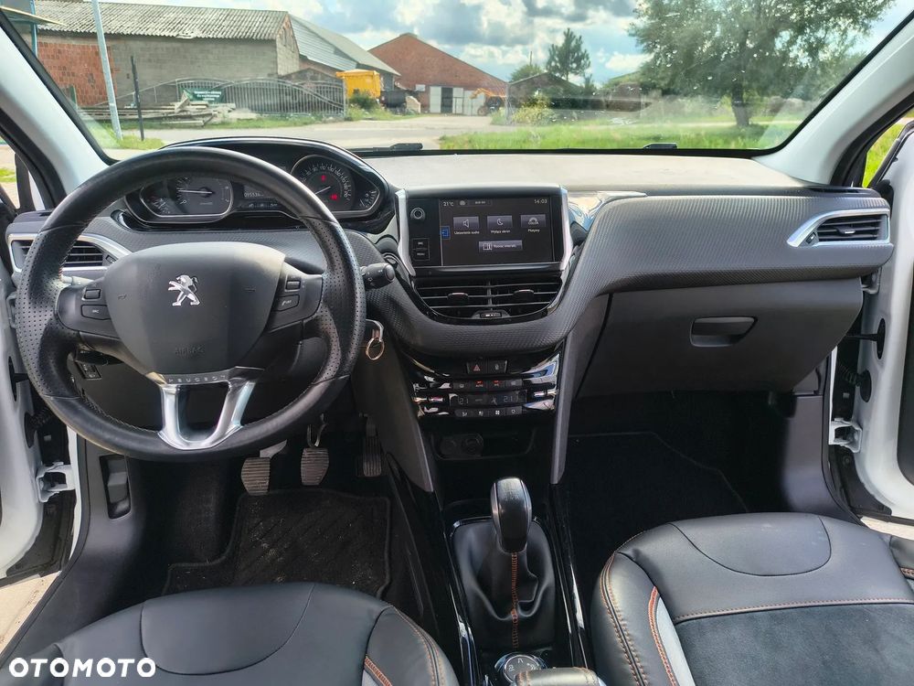 Peugeot 2008 1.2 Pure Tech Crossway S&S - 15